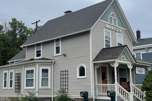 Roofers in South Lyon
