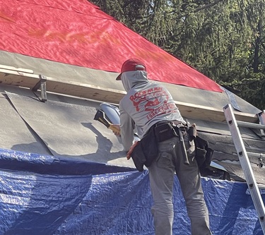 Roofman USA completes roof replacement job in Howell