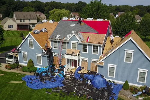Roofers working in Macomb, MI